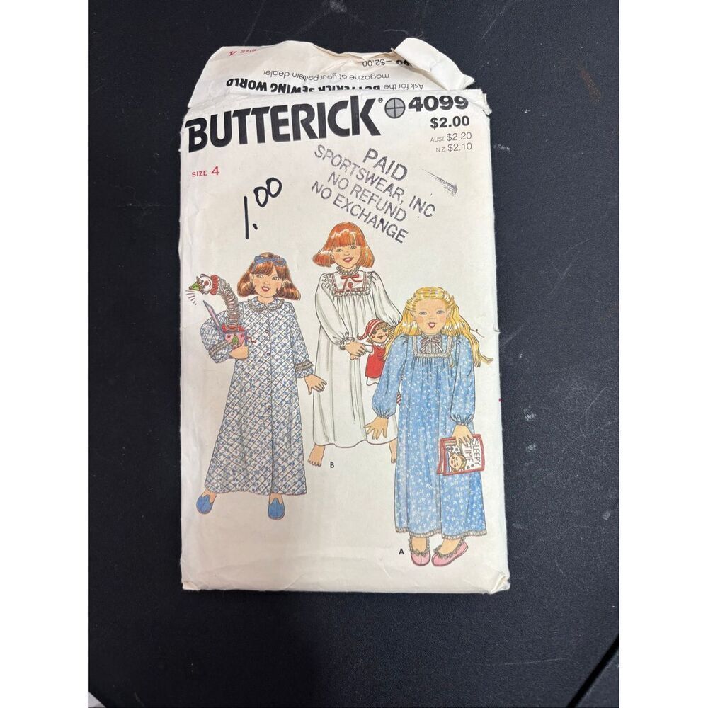 Butterick 4099 Toddlers Robe & Nightgown Sewing Pattern Size 4 Vintage